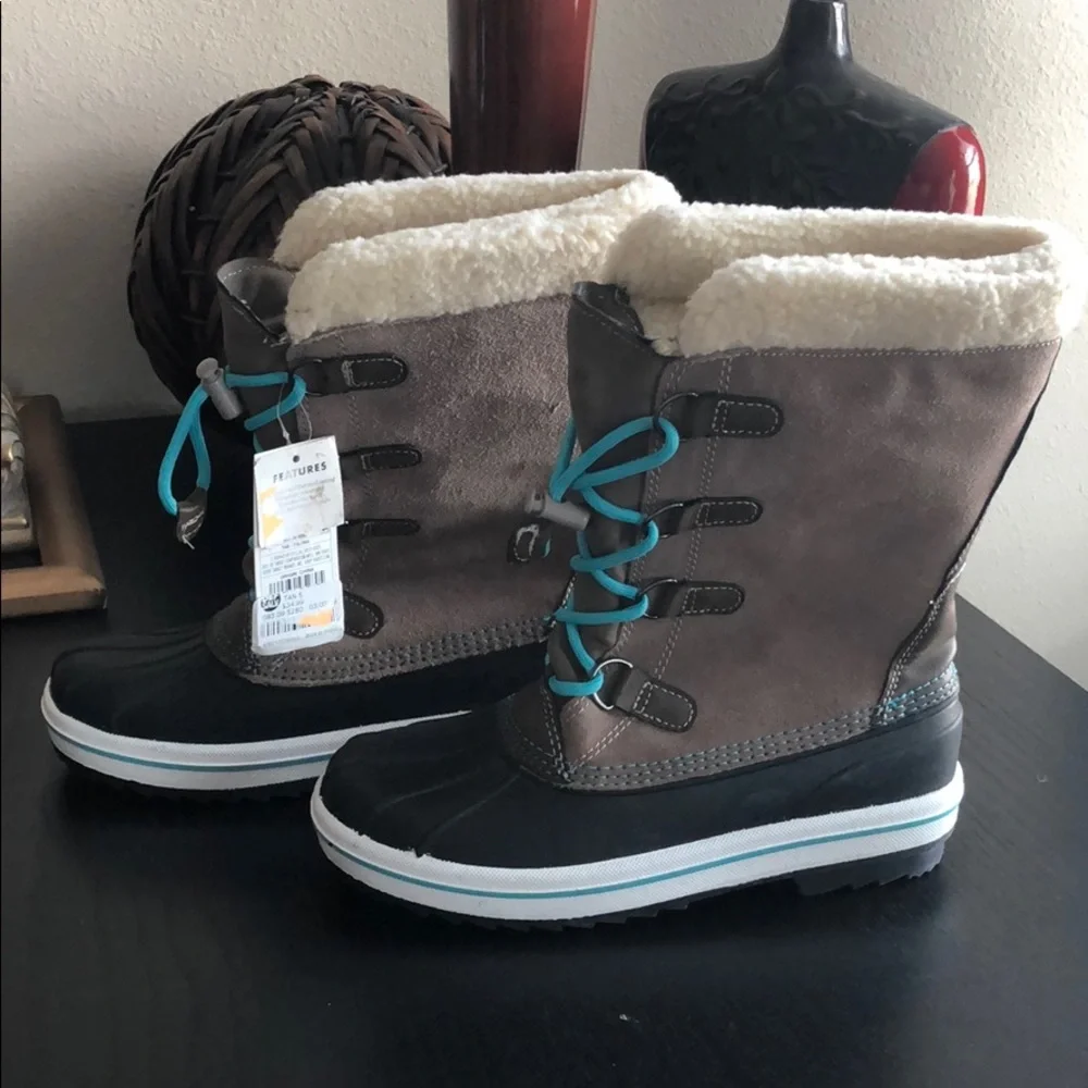 Cat & Jack Weather Resistant Cabin Core  Mountain Hiking Boots